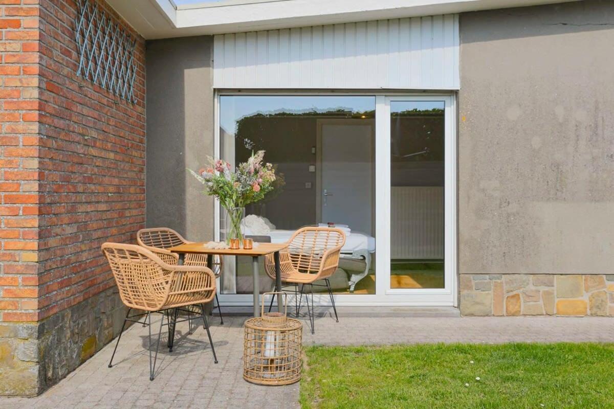 Huswell - Bungalow With Garden At 5 Minutes From The Beach Villa De Haan Dış mekan fotoğraf